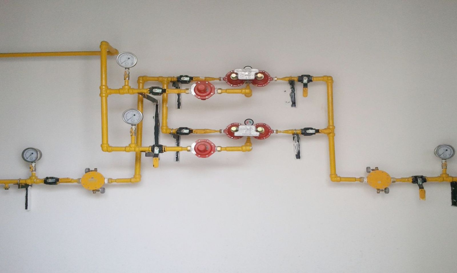 PRESSURE REGULATING STAGE - 1
